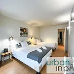 Апартаменты Urbanflat 132 - Superbe De 4 Dans Le Centre Париж